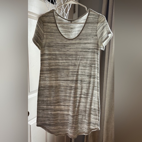 Dress - Picture 1 of 2